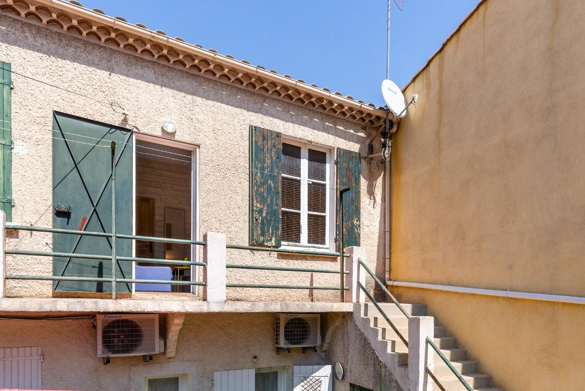 Soleil En Ville - Coeur De Ville, Climatisatise Et Au Calme Plein Sud A 300 M Du Port Vieux La Ciotat Kamer foto
